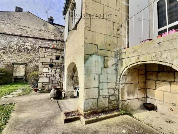 Bel Ensemble Immobilier du XVIIIème - Pons centre-ville (réf.60992)