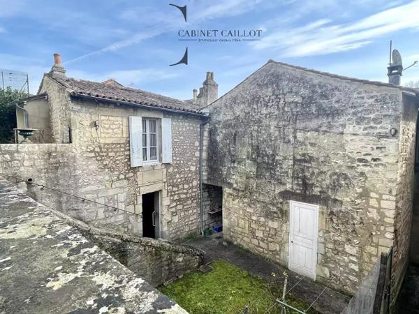 Bel Ensemble Immobilier du XVIIIème - Pons centre-ville (réf.60992)