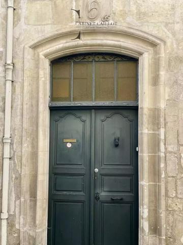 Bel Ensemble Immobilier du XVIIIème - Pons centre-ville (réf.60992)