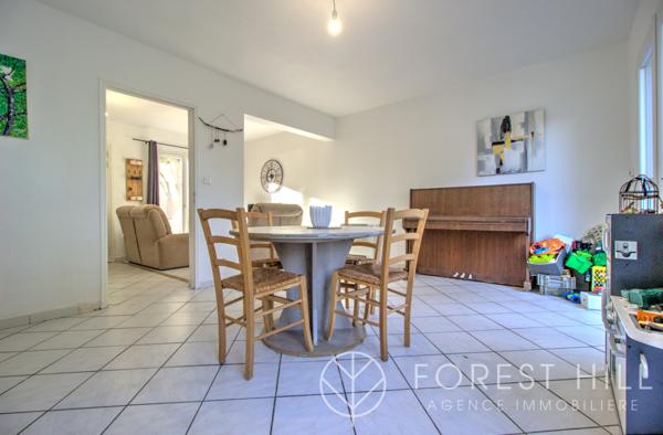 Céret (66400) Maison 3 faces quartier résidentiel