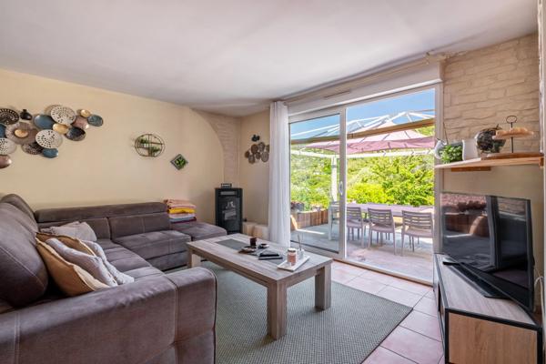 Maison
         5 pièces
        - 139 m² Exclusivité 485 000 € *