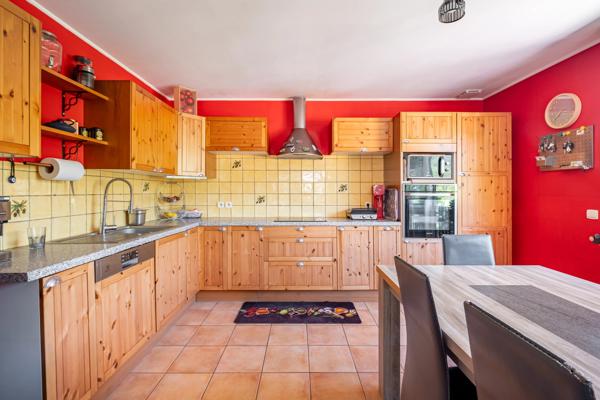 Maison
         5 pièces
        - 139 m² Exclusivité 485 000 € *