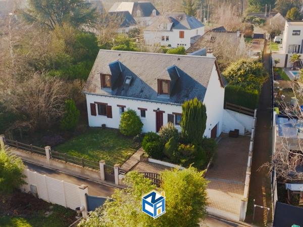 MAISON FAMILIALE 5 CHAMBRES, SOUS-SOL COMPLET ET TERRAIN 707M2