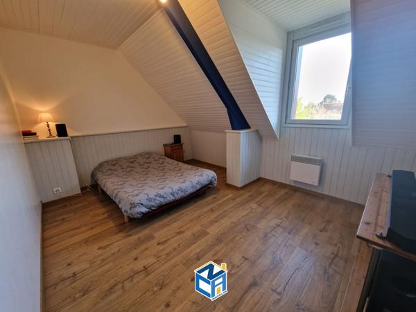 MAISON FAMILIALE 5 CHAMBRES, SOUS-SOL COMPLET ET TERRAIN 707M2
