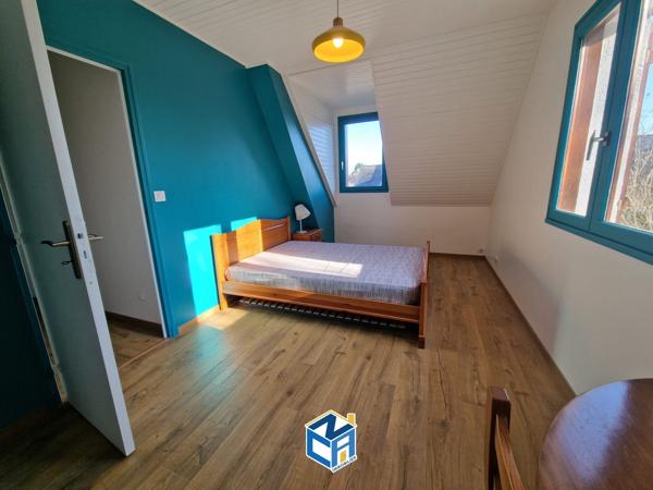 MAISON FAMILIALE 5 CHAMBRES, SOUS-SOL COMPLET ET TERRAIN 707M2
