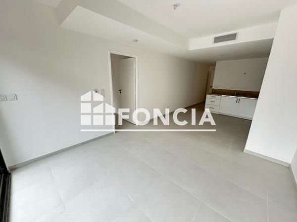 Location Appartement 2 pièces 46.86 m² - AVENUE CLOT BEY Marseille 13008