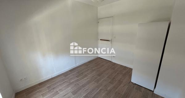 Location Appartement 5 pièces 101.77 m² - Roanne 42300