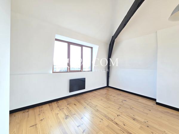 Loft 4 pièce(s) 2 chambre(s) 91 m²