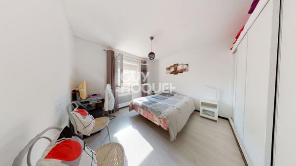 Nîmes immeuble 438m² sur 3900m² de terrain