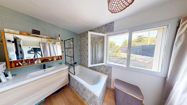 Vic-la-Gardiole (34110) Villa Plain Pied avec grand jardin de 1000m² - Location Courte durée - Septembre à Juin