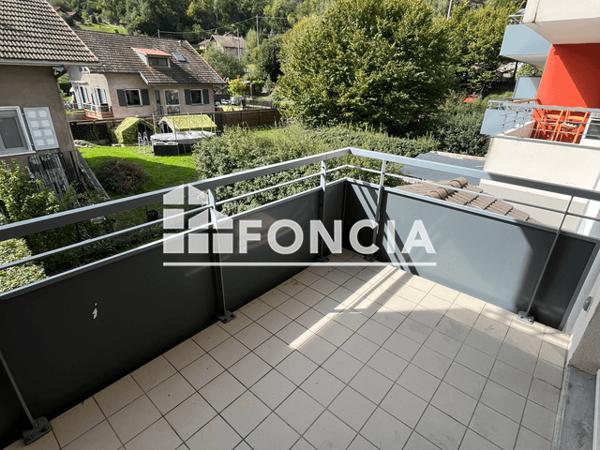 Location Appartement 2 pièces 41.07 m² - 53 RUE DE LA POYA Marignier 74970