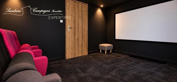 Maison de caractère T5/T7 rénovée vendue meublée