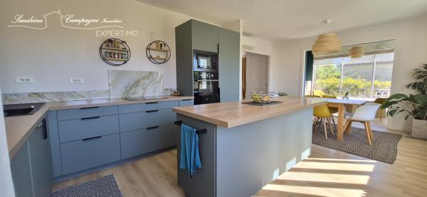 Maison de caractère T5/T7 rénovée vendue meublée