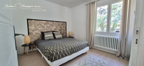 Maison de caractère T5/T7 rénovée vendue meublée