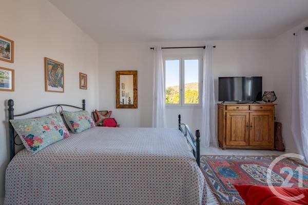 Maison à vendre  10 pièces - 204 m2 ROQUEBRUNE SUR ARGENS - 83