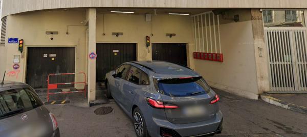 Marseille (13006) Parking Lafon - Places 13006