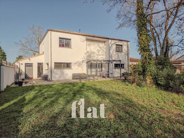 MAISON INDIVIDUELLE / 172 M2 / PONT SAINT MARTIN CHAMP-SIÔME / LIMITE REZE