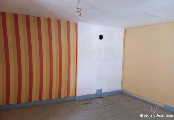 Immeuble à rénover - Proximité MAYENNE