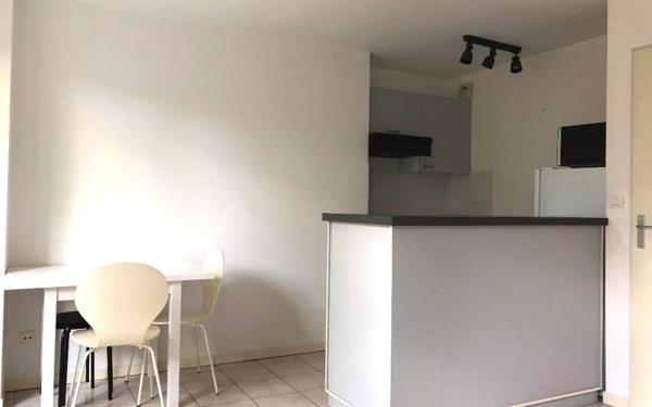 Appartement à louer    1 pièce • 29,86 m2 Tournefeuille