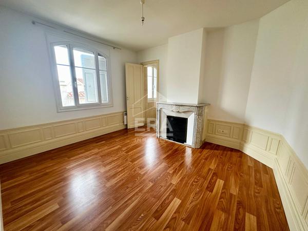Perpignan Centre : Appartement 4 pièces traversant avec balcon à vendre