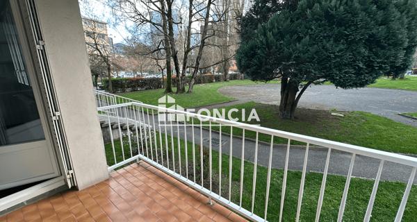 Location Appartement 3 pièces 58.22 m² - Grenoble 38100