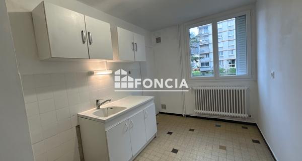 Location Appartement 3 pièces 58.22 m² - Grenoble 38100