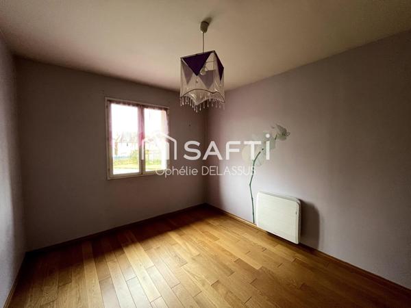 Une maison bien équipée, prête à vivre, avec une excellente accessibilité !