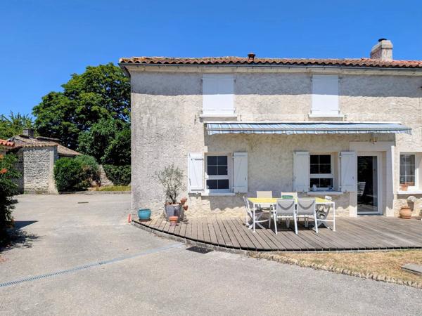 Charmante maison de 3 chambres à Puymoyen