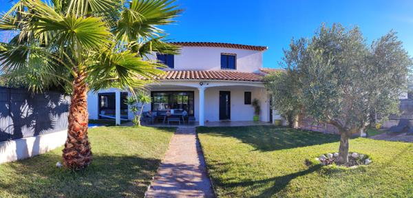 Villa La Crau 5 pièce(s) 142 m2 + T2 attenant de 20 m² sur 500 m²