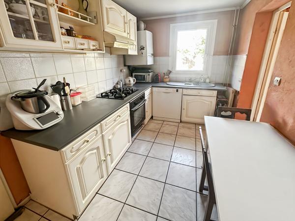 Maison Acheres 6 pièce(s) 100 m2