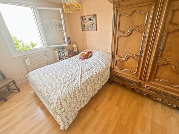 Maison Acheres 6 pièce(s) 100 m2