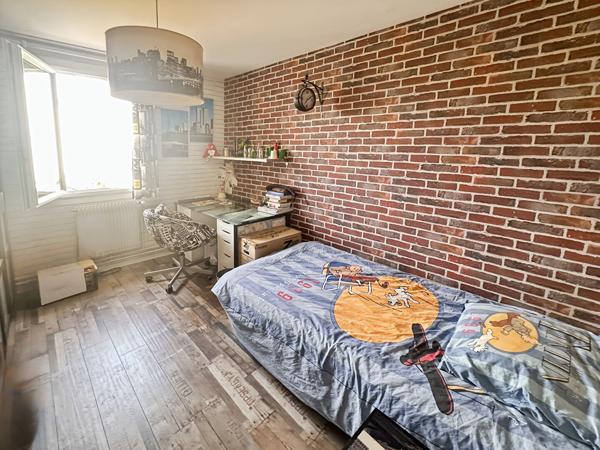 Maison Acheres 6 pièce(s) 100 m2