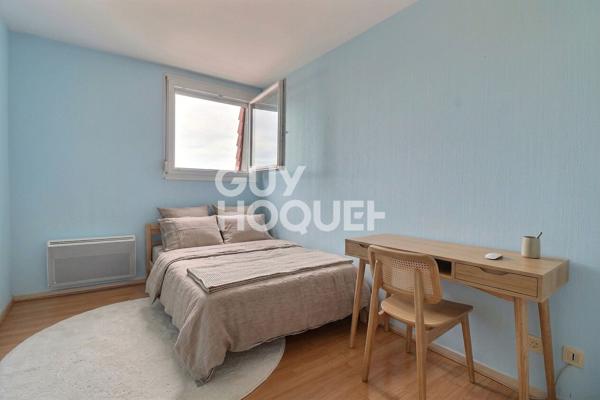 T5 en duplex comme une maison sur les toits - Saxe Gambetta
