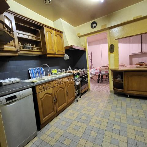 Maison à LAROCHE-SAINT-CYDROINE, 89400 - 5 pièces 134m²