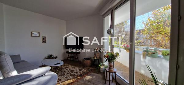 Dans le prisé secteur Saint-Thomas, découvrez ce vaste T4 de 91 m² entièrement rénové, lumineux et fonctionnel, avec terrasse exposée sud/ouest et box fermé. Un bien rare alliant confort, modernité et proximité immédiate des commodités. À visiter sans tarder !