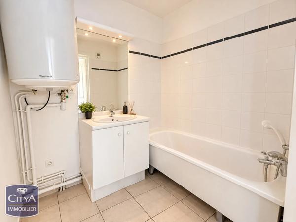 Appartement à vendre 2 pièces 43.2m² Cambrai (59400)