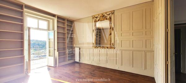 APPARTEMENT EN DUPLEX AVEC TERRASSE - ANGOULEME LE PLATEAU - QUARTIER THEATRE