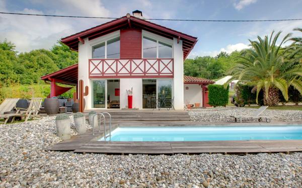 Maison à vendre    4 pièces • 114 m2 Ustaritz
