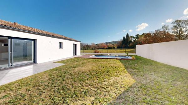 Maison plain pied à PALAJA avec Piscine