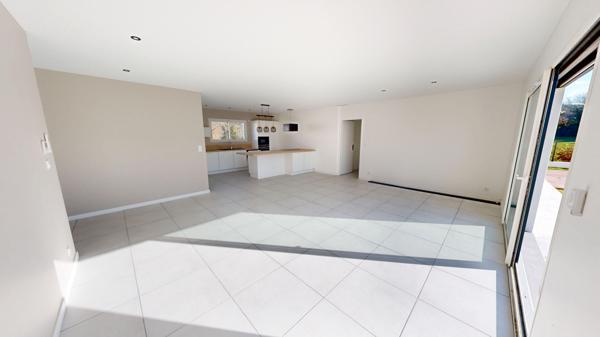 Maison plain pied à PALAJA avec Piscine