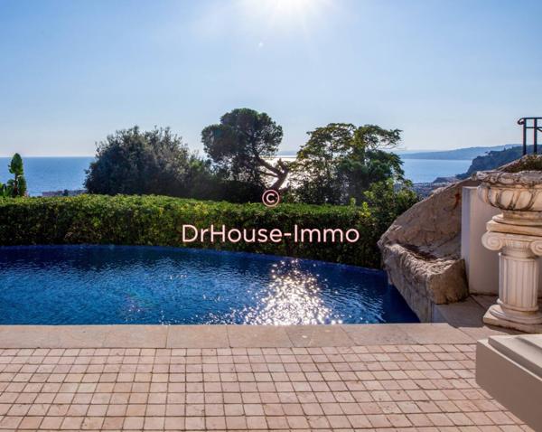 Maison à vendre 6 pièces de 300 m²