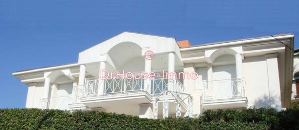 Maison à vendre 6 pièces de 300 m²