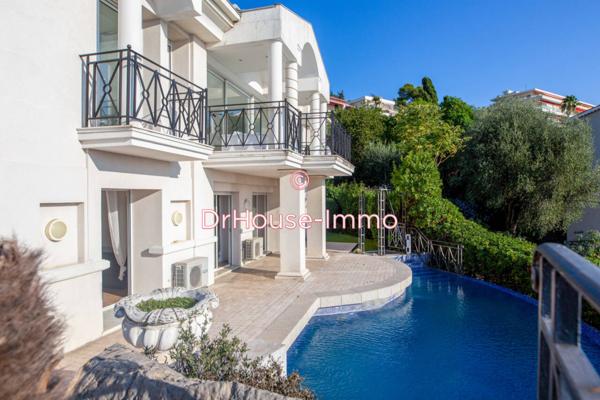 Maison à vendre 6 pièces de 300 m²