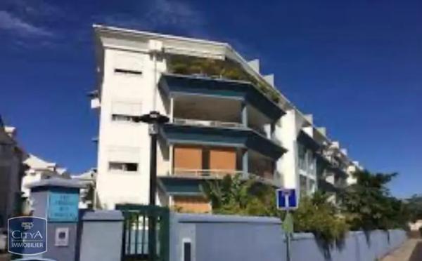 Appartement à louer 5 pièces 129.05m² Saint-Denis (97400)