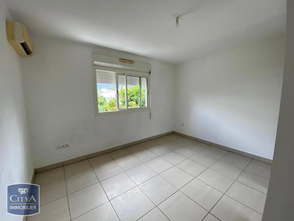 Appartement à louer 5 pièces 129.05m² Saint-Denis (97400)