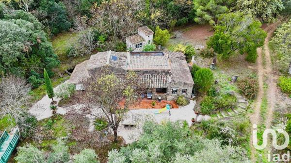 Domaine 5 pièces de 204 m² à Faugères (34600)