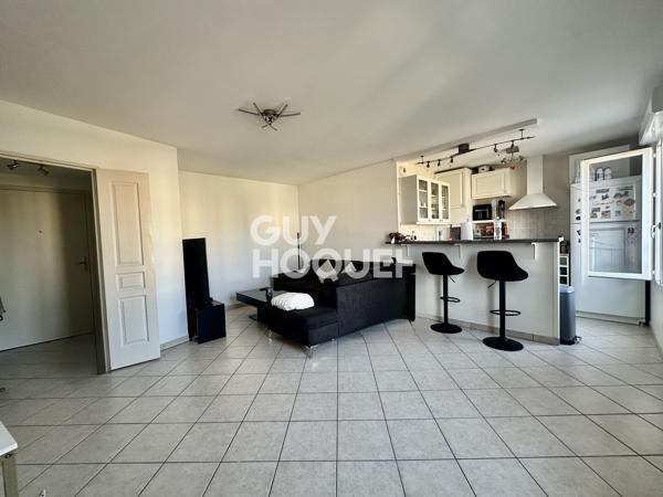 Appartement T2  avec garage et cave en location à DECINES CHARPIEU