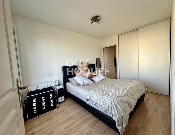Appartement T2  avec garage et cave en location à DECINES CHARPIEU