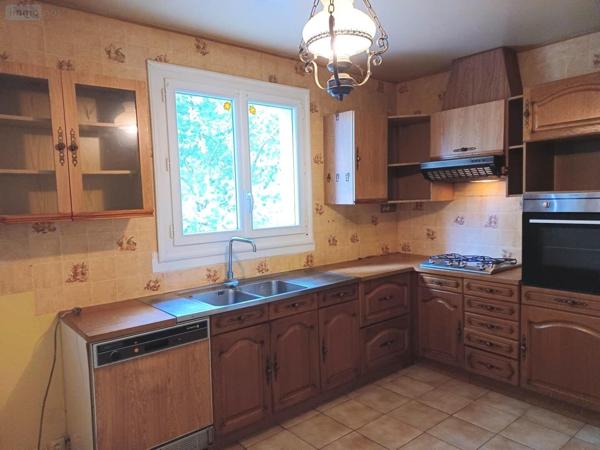 Maison à vendre à Beaumont-en-Véron dans l'Indre-et-Loire (37420), ref : 094/989