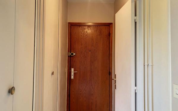 Appartement à louer    1 pièce •  La Varenne - Saint-Maur-des-Fossés